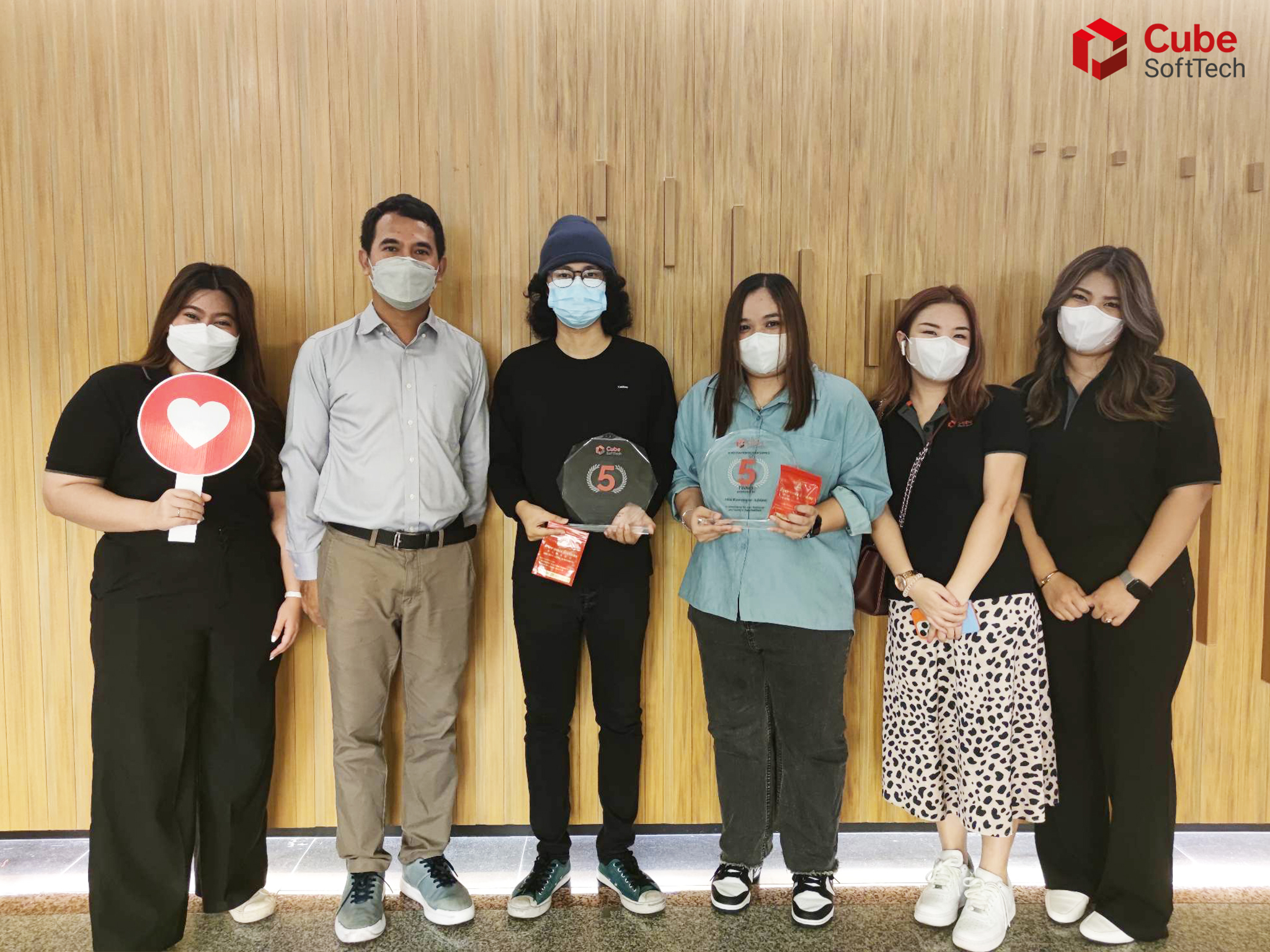 แสดงความยินดีกับพนักงาน ได้ร่วมงานกับ Cube SoftTech ครบ 5 ปี 